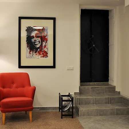 Bomb Shelter Apartamento Vilna